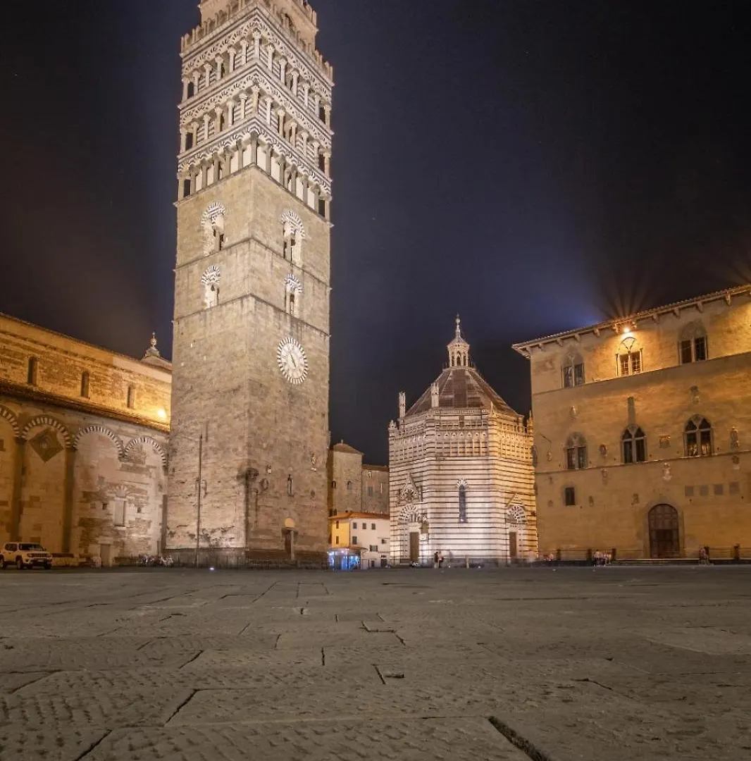 Appartamenti Forteguerriana Pistoia 0*,